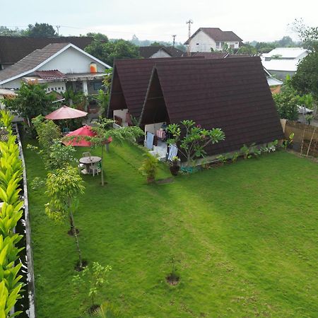 D' Carasti Bungalow Masbagik Bagian luar foto